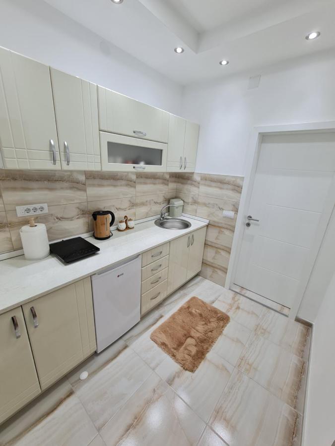 "Astor16" Apartments Ниш Екстер'єр фото