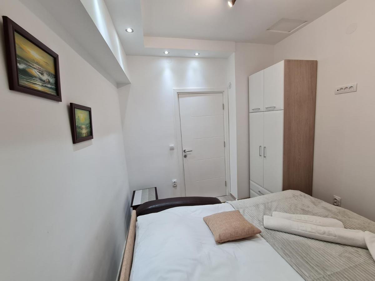"Astor16" Apartments Ниш Екстер'єр фото