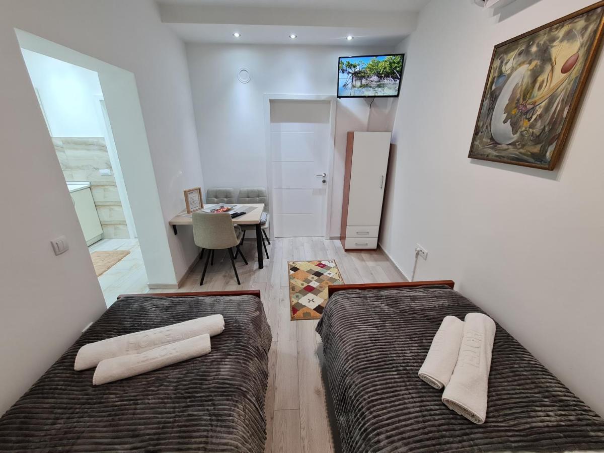 "Astor16" Apartments Ниш Екстер'єр фото