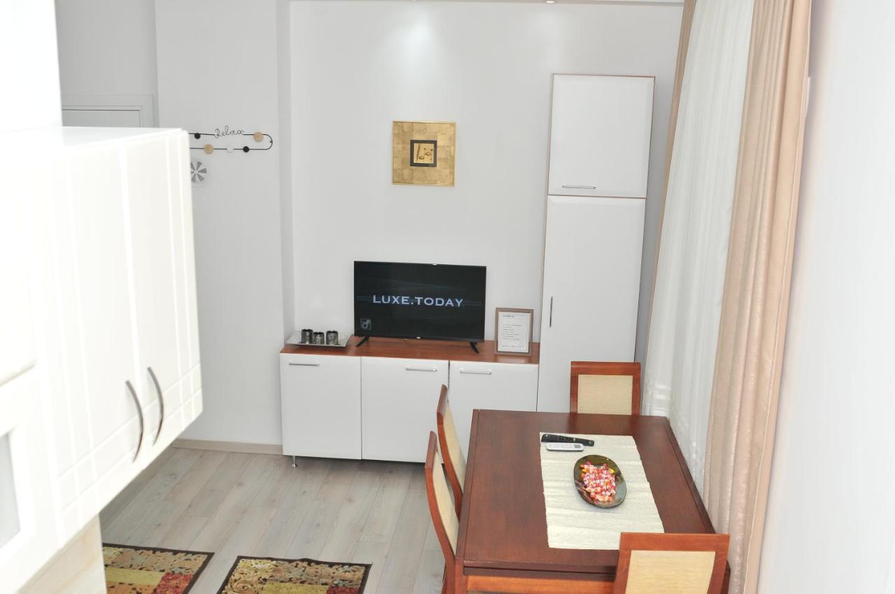 "Astor16" Apartments Ниш Екстер'єр фото