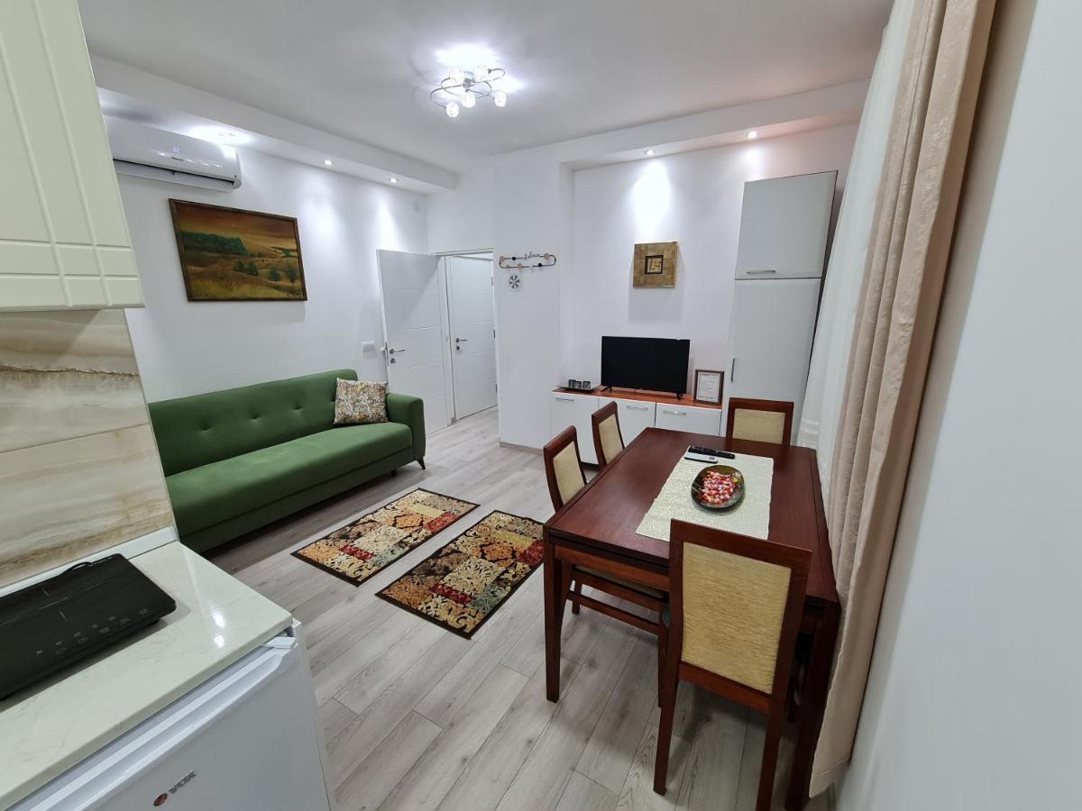 "Astor16" Apartments Ниш Екстер'єр фото