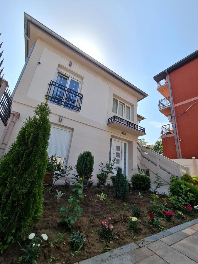 "Astor16" Apartments Ниш Екстер'єр фото