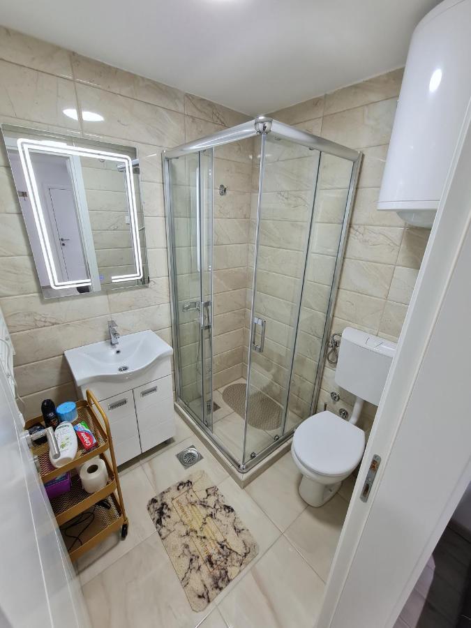 "Astor16" Apartments Ниш Екстер'єр фото