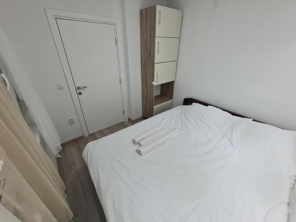 "Astor16" Apartments Ниш Екстер'єр фото